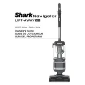 Shark Navigator LA320 Vacuum manual cover